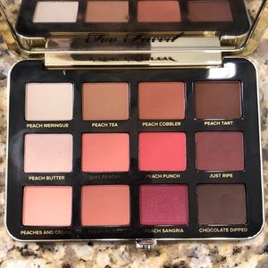 Too Faced Just Peachy Mattes